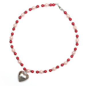 Kinderhalskette mit roten und weißen Acrylperlen, Perlen aus Glas und Herzanhänger aus CCB