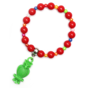 Rotes, elastisches Kinderarmband aus Acryl, mit grünem Eulenanhänger